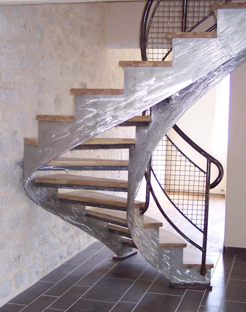 Escalier acier inox